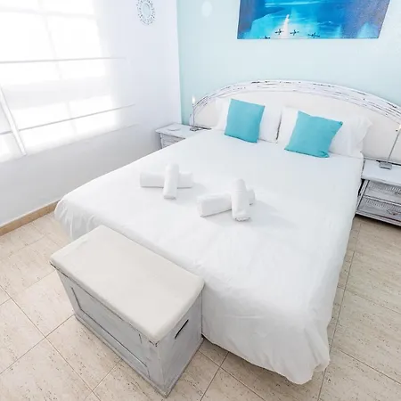 La Sonada Bright Penthouse With Views קיאו סלבאחה