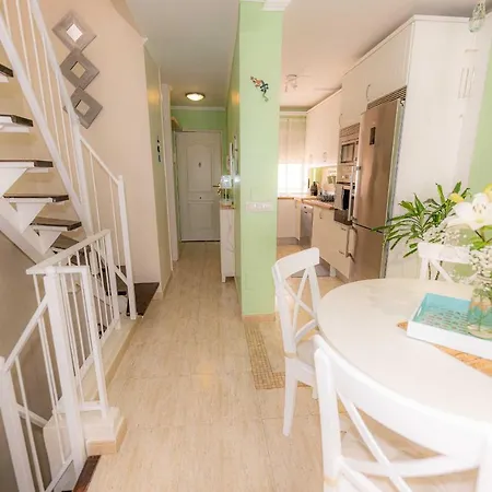 La Sonada Bright Penthouse With Views דירה *