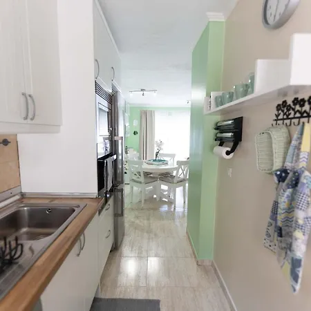La Sonada Bright Penthouse With Views דירה קיאו סלבאחה