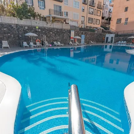 La Sonada Bright Penthouse With Views דירה *